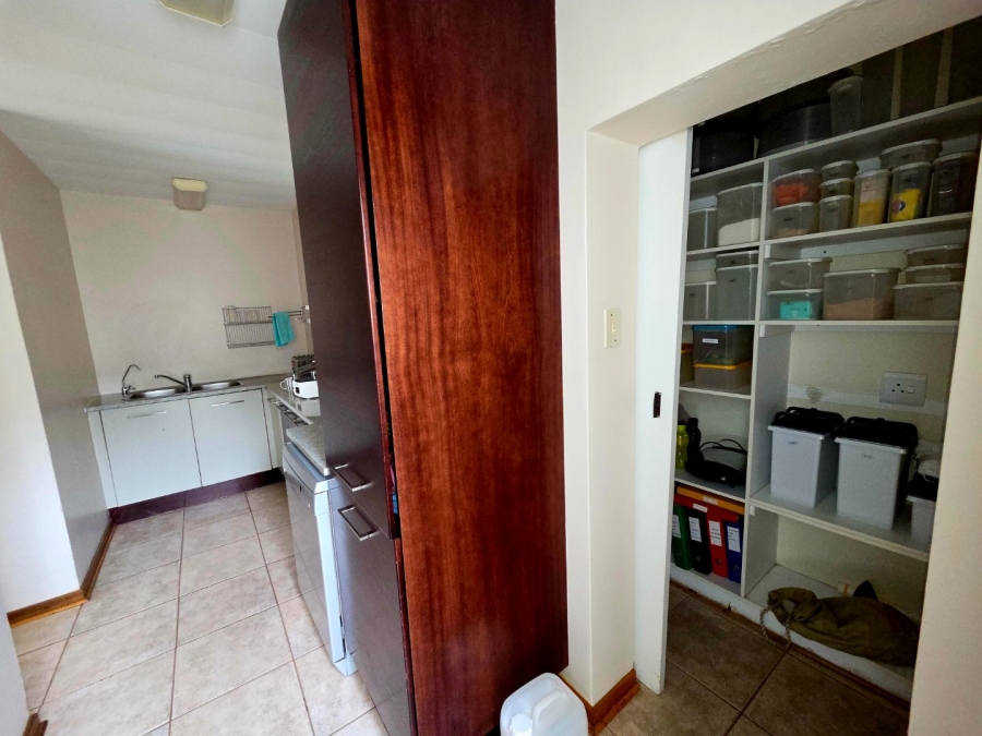 4 Bedroom Property for Sale in Heuwelsig Free State